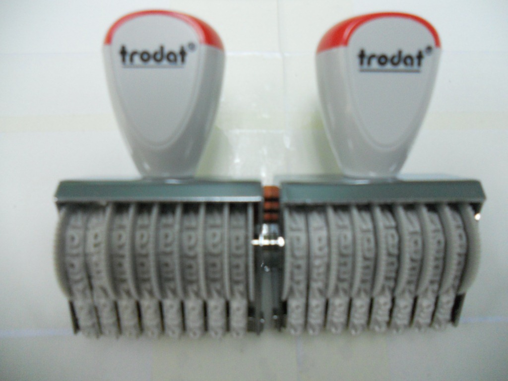 ��Ʒ׿�����ӡ�� Trodat 1548ӡ�� �ָ�4mm 8λ�ɵ�����ӡ������