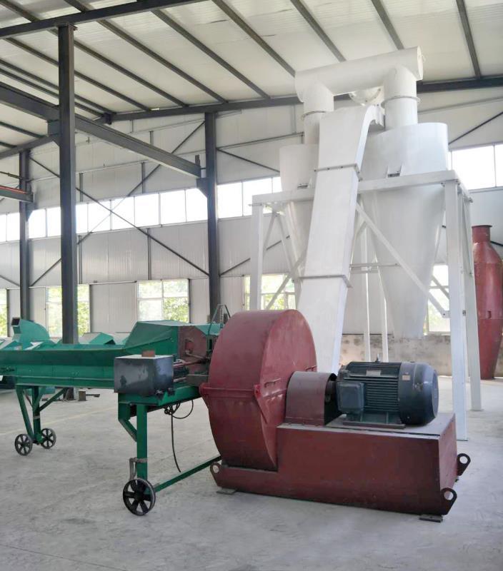 八鹰粉碎机粉碎设备专业制造商应用饲料有机肥农业废弃物粉碎设备