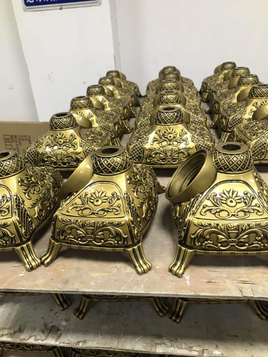 厂家大量供应波丽树脂专用木器漆  POLY硝基漆