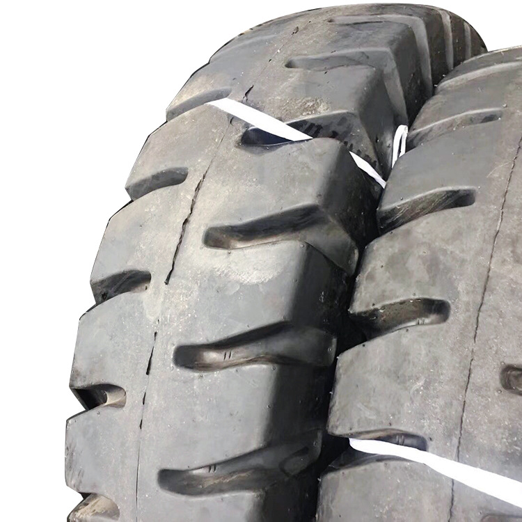 供应14.00-24港口机械轮胎 E-4花纹 前进工程胎全新