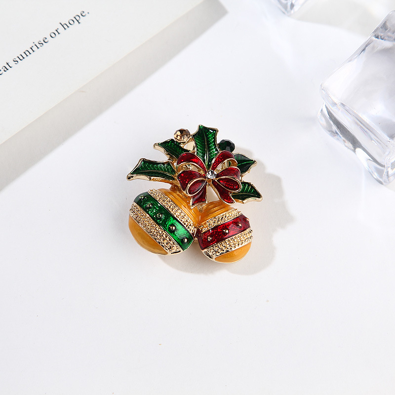 Lanhao Korean fashion cartoon simple oil drop Christmas gift honey candy brooch pin clothing pin accessories_voghion.com