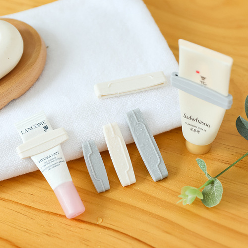 Creative manual toothpaste squeezer, cosmetic facial cleanser squeezer, squeeze clip, toothpaste clip 3-piece set