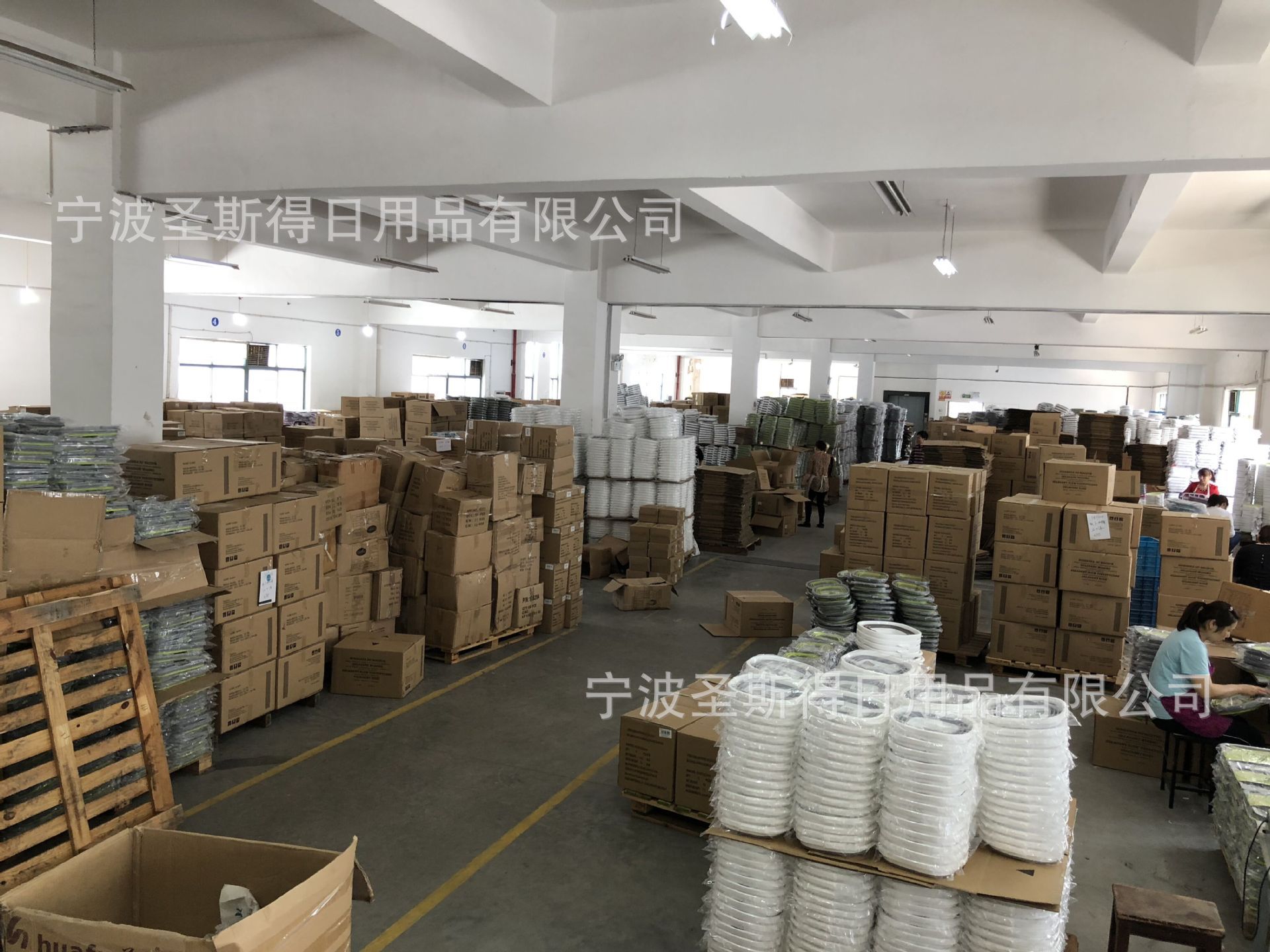 8817747746_2085944930