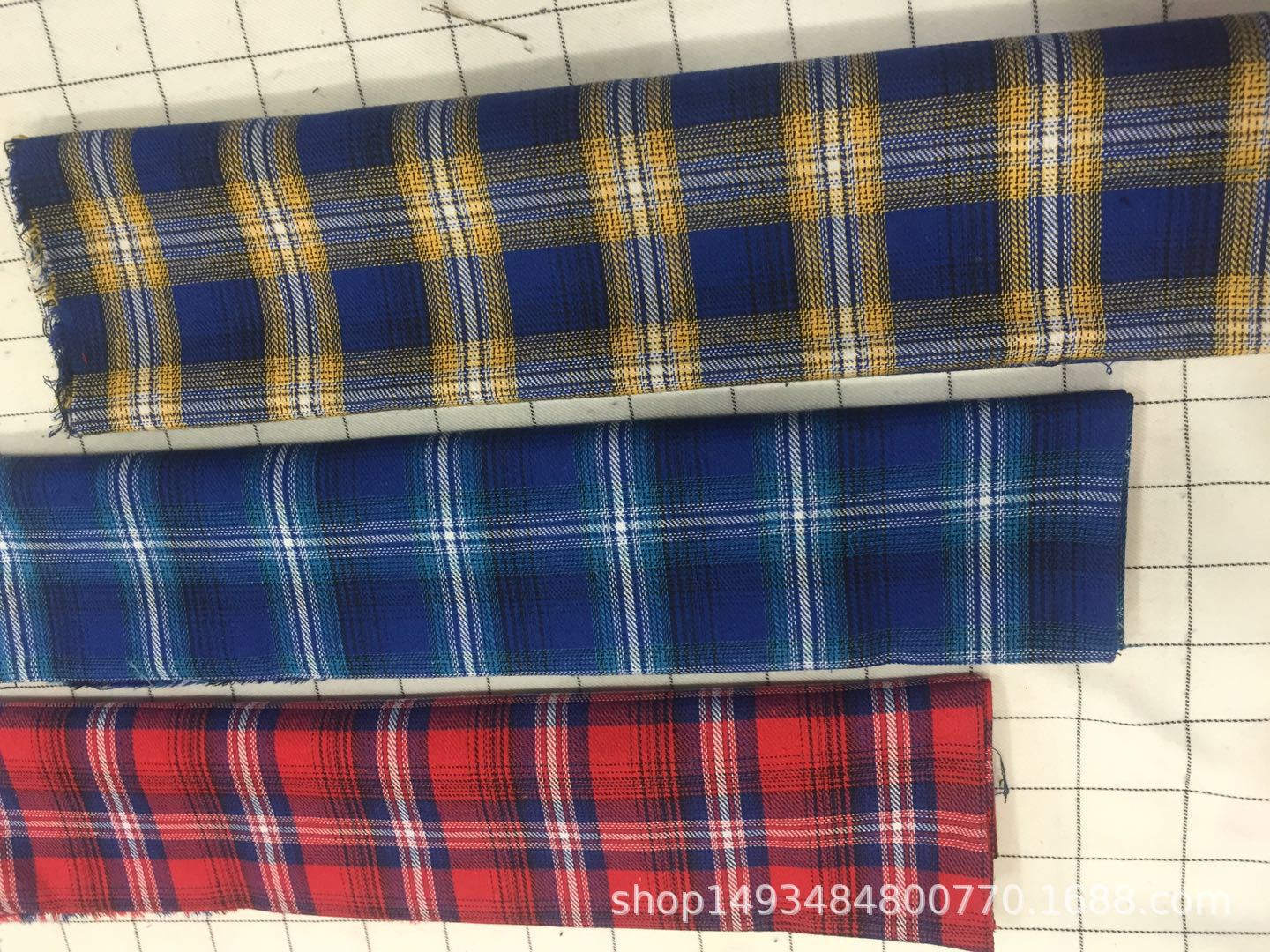 21支混纺纱斜纹单面磨毛衬衫面料色织格子布法兰绒裙子面料现货