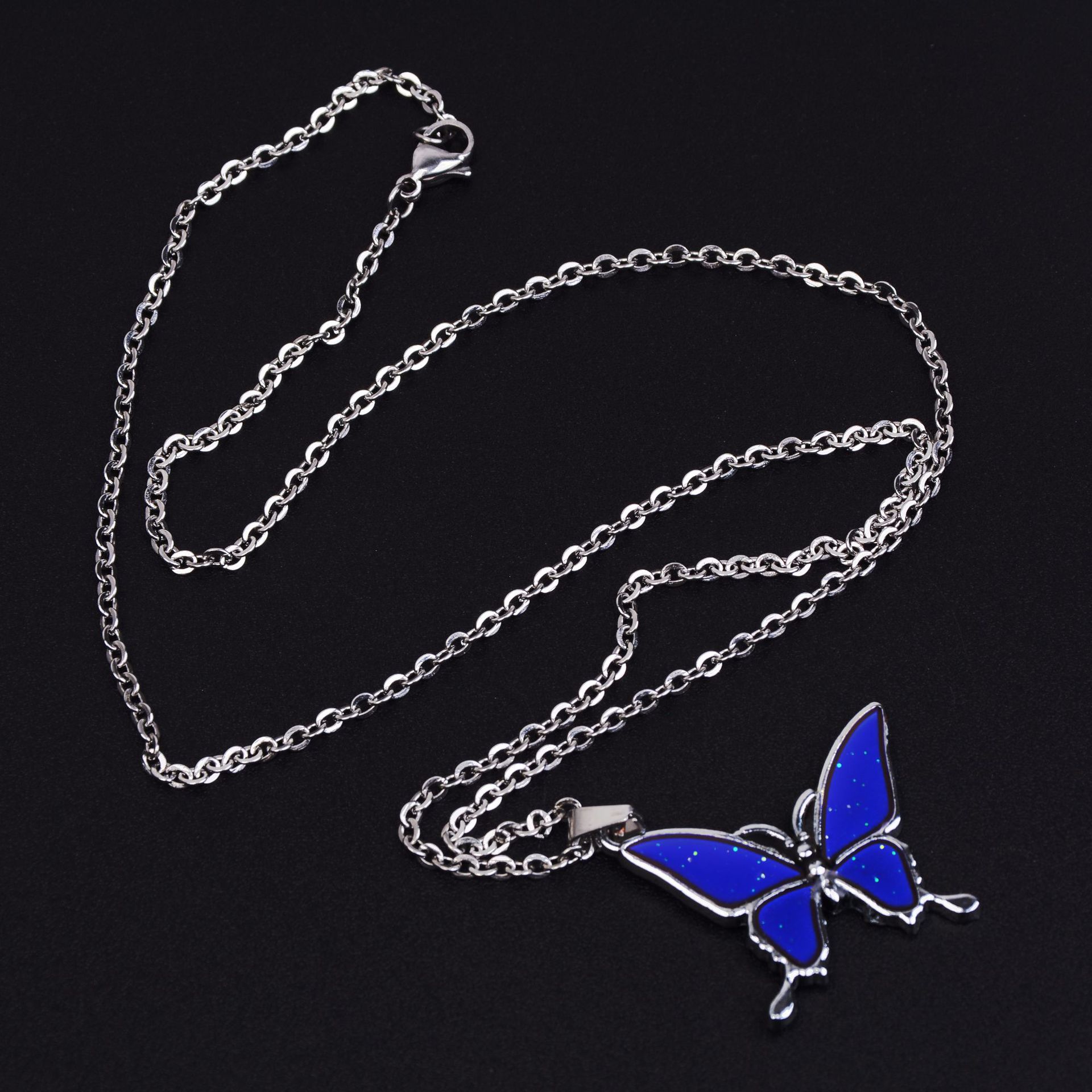 10g Weight White-Plated K Plating Material Zinc Alloy Pendant Material Necklace Classification 201 Stainless Steel Chain Material Wedding, Travel, Birthday Occasion 201 Stainless Steel, Zinc alloy Material Insect Pattern Women'S Gender Plating Design Wholesale Jewelry Lady Insect 201 Stainless Steel Zinc Alloy White-Plated K Plating Necklace 3