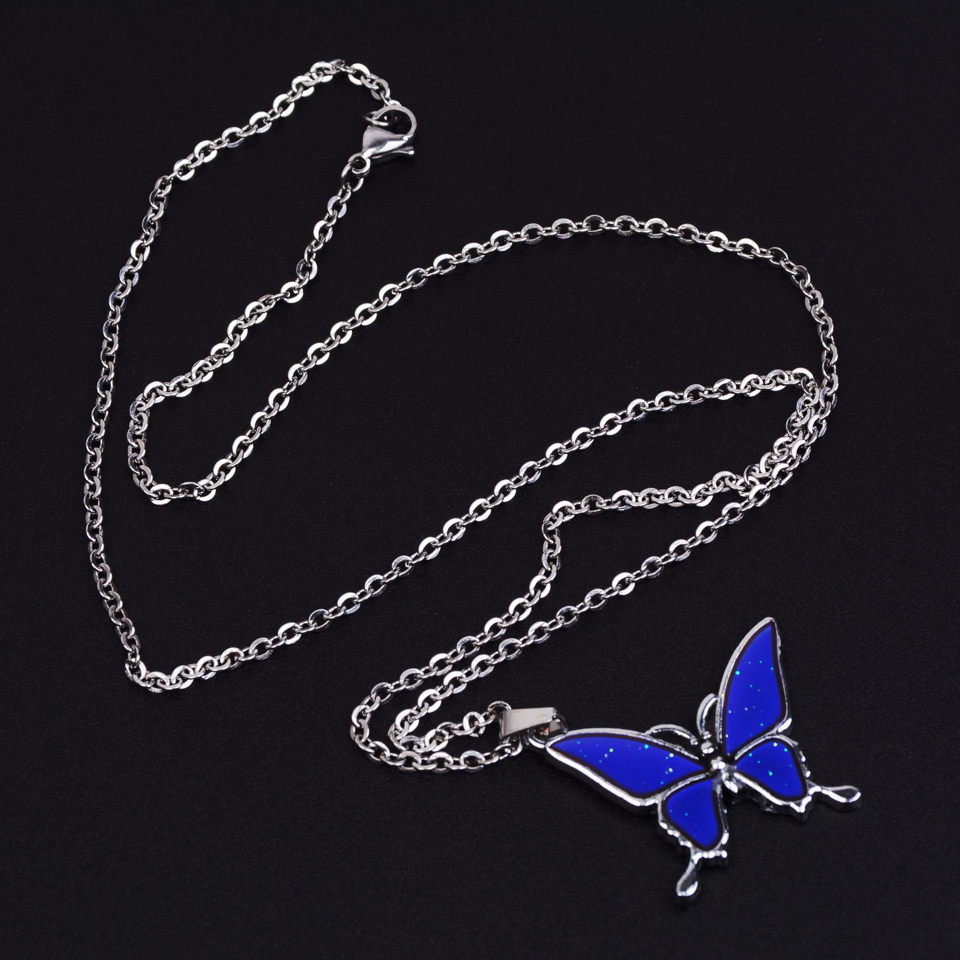 Fashion Butterfly Temperature Change Color Stainless Steel Necklace display picture 4