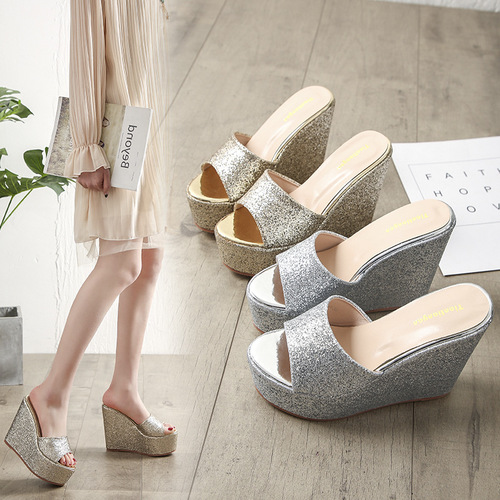  New Sweet Fashion Casual Simple Sequin Fabric Wedge Thick-soled Women's Slippers Platform Women's Sandals 118-31