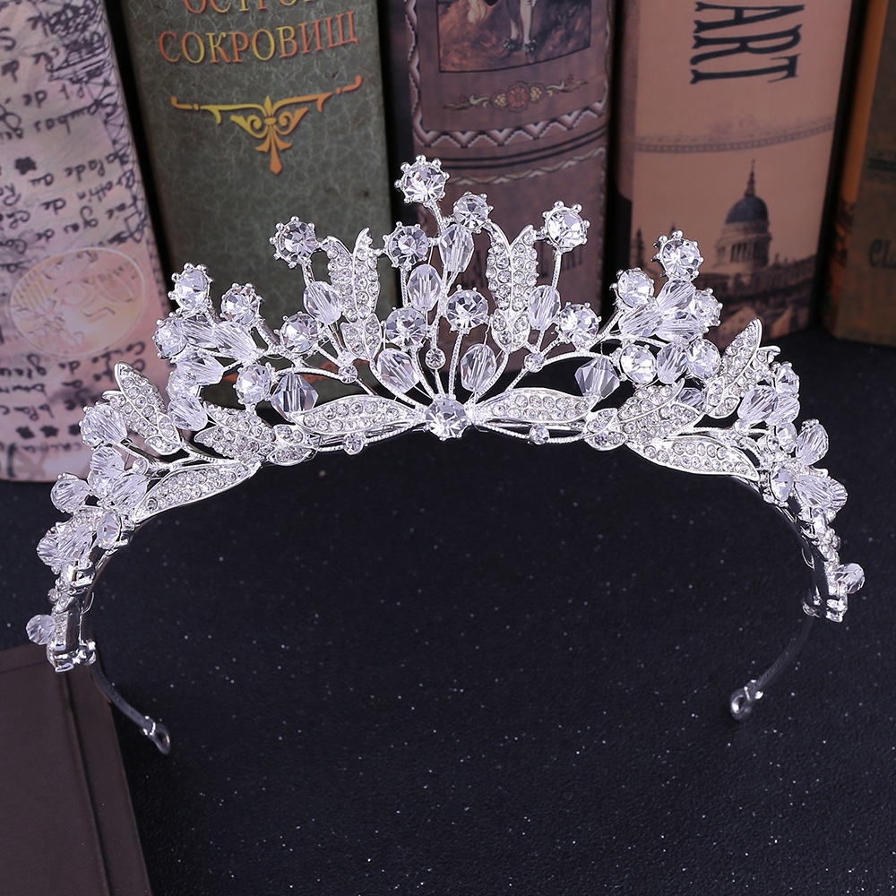 Fashion Leaf Alloy Inlay Rhinestones Crown 1 Piece display picture 1