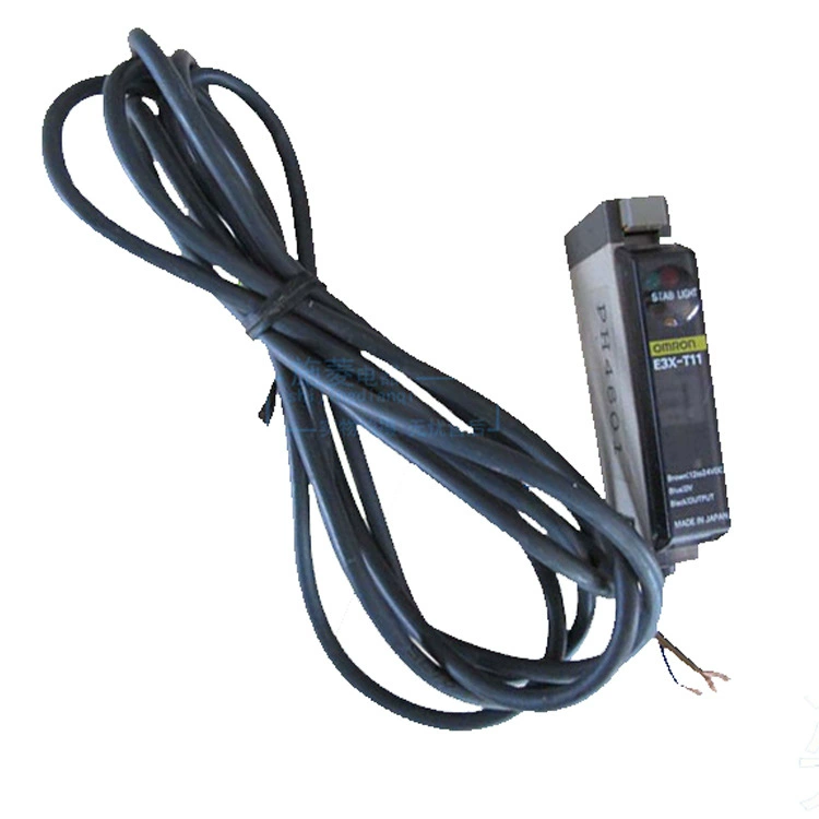 Сенсор волокна E3X-T11OMRONDC12 ～ 24V E3X-T11 продажи