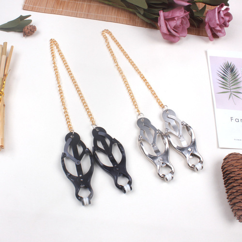 Manufacturer supplies new flirting products, bells, breast enhancement clamps, nipples, adult sex toys