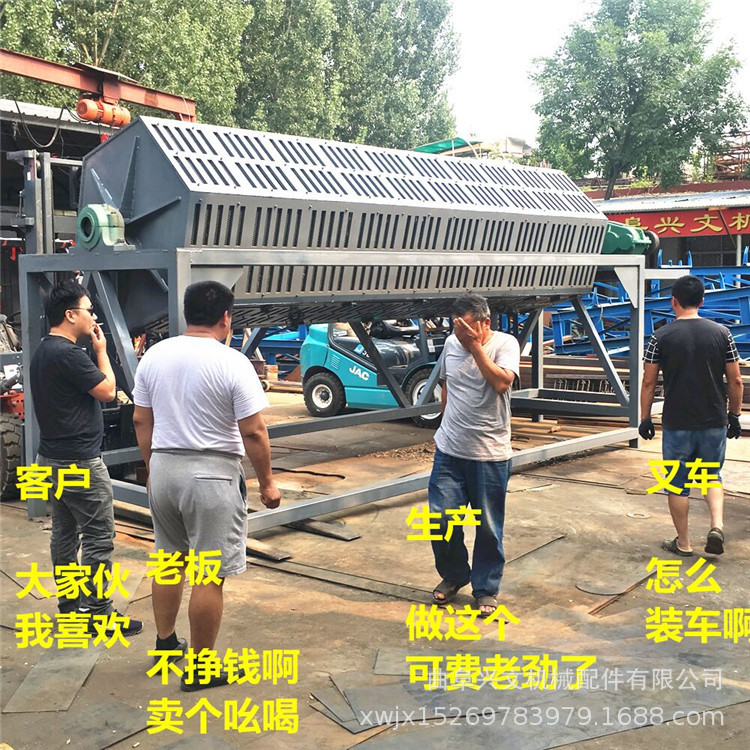 大型钻孔六角滚筒抛光机.jpg