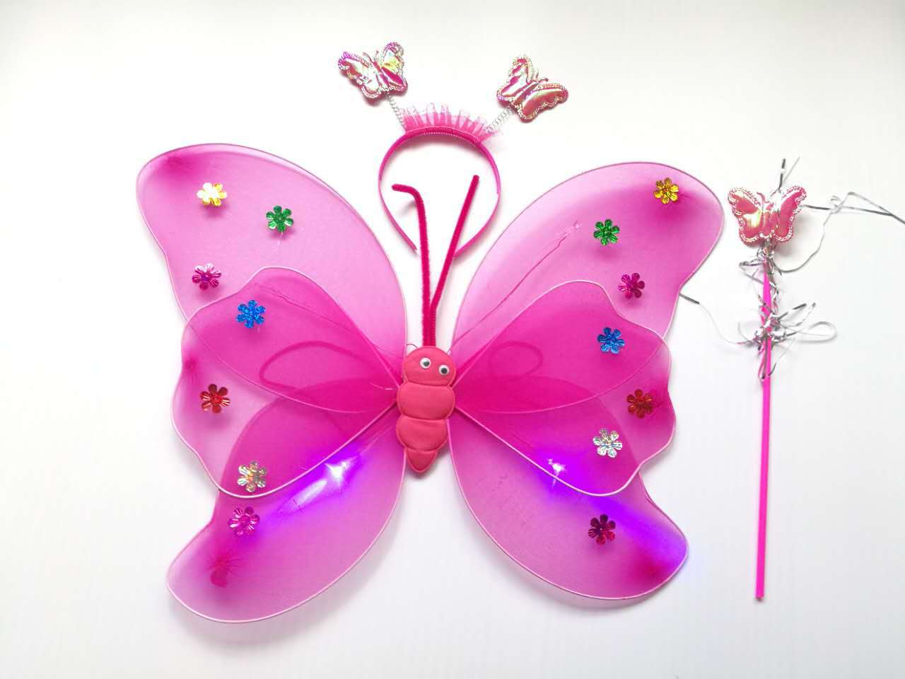 中科馆定制产品：双层发光蝴蝶翅膀