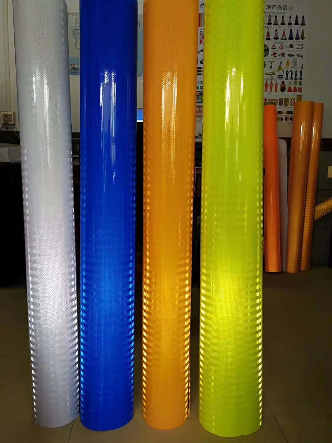 供应反光材料pc超强级反光膜 二级 公路道路标牌专用EGP反光膜