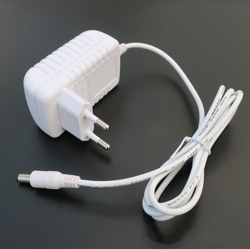 24V0.5A 24V0.6A white power adapter CE certification household vacuum cleaner power supply