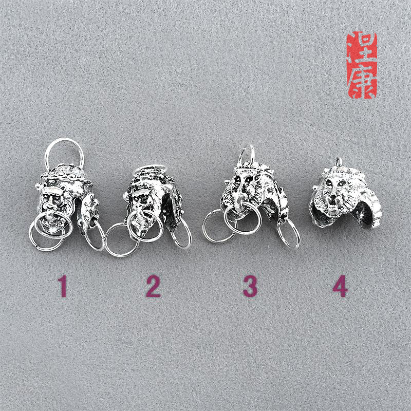 Domineering lion head braces