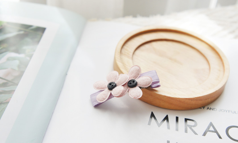 Fashion Simple Style Sweet Little Flower Korean Hairpin display picture 3