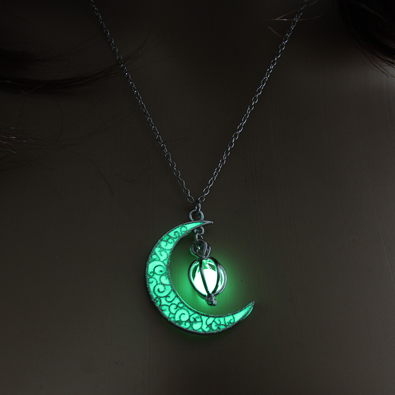 Hot Selling Moon Pumpkin Pendant Luminous Stone Luminous womenu0027s Necklace
