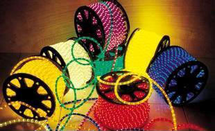 批发供应LED彩虹管灯带机械挤出机