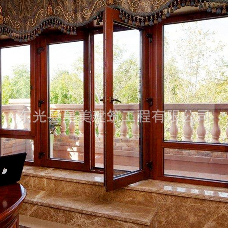 别墅专用门窗-实木窗与铝包木窗的对比