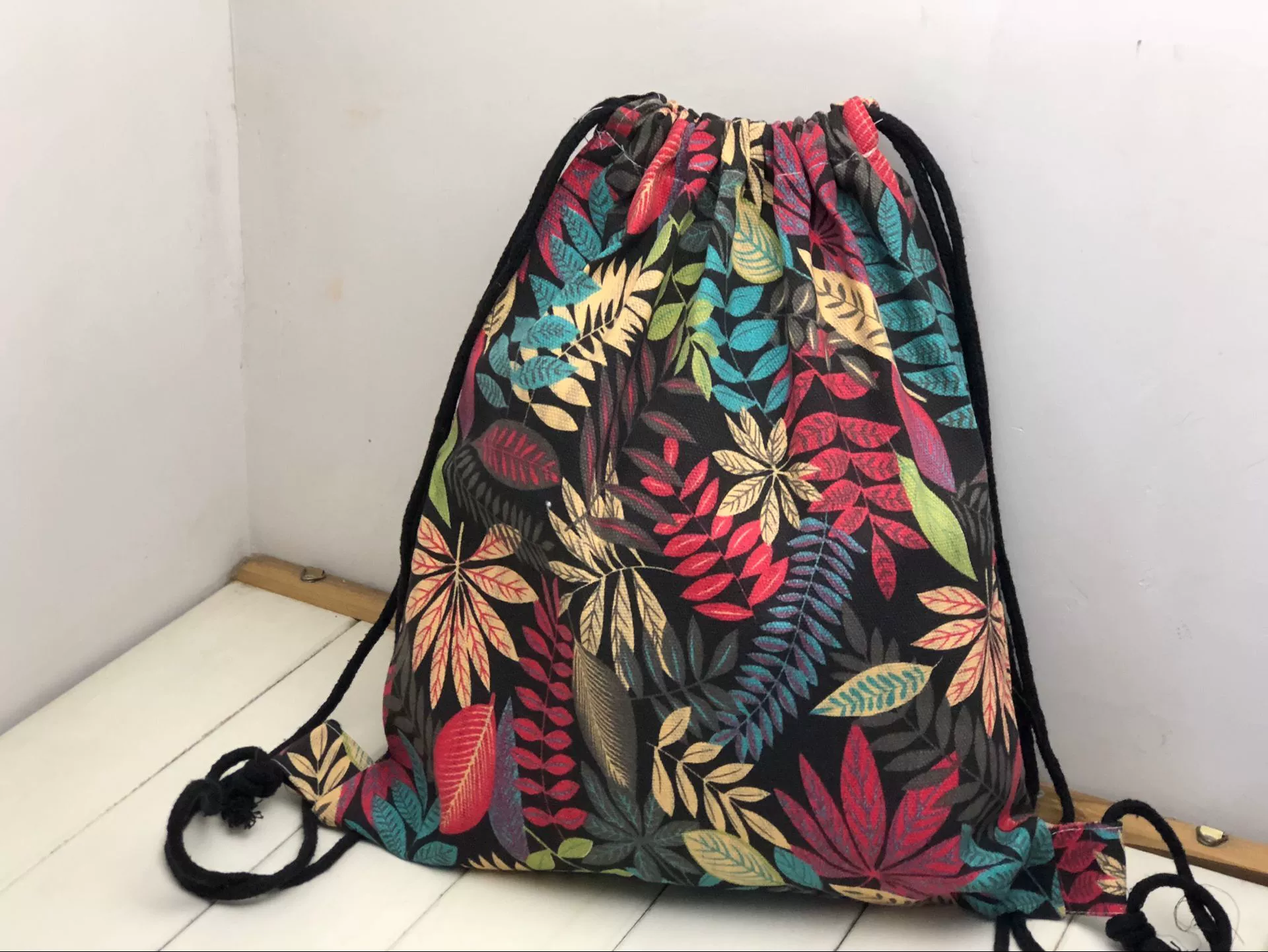 Drawstring Sports Backpack - Spacious Travel Bag for Basketball/Football, Worn on Shoulder