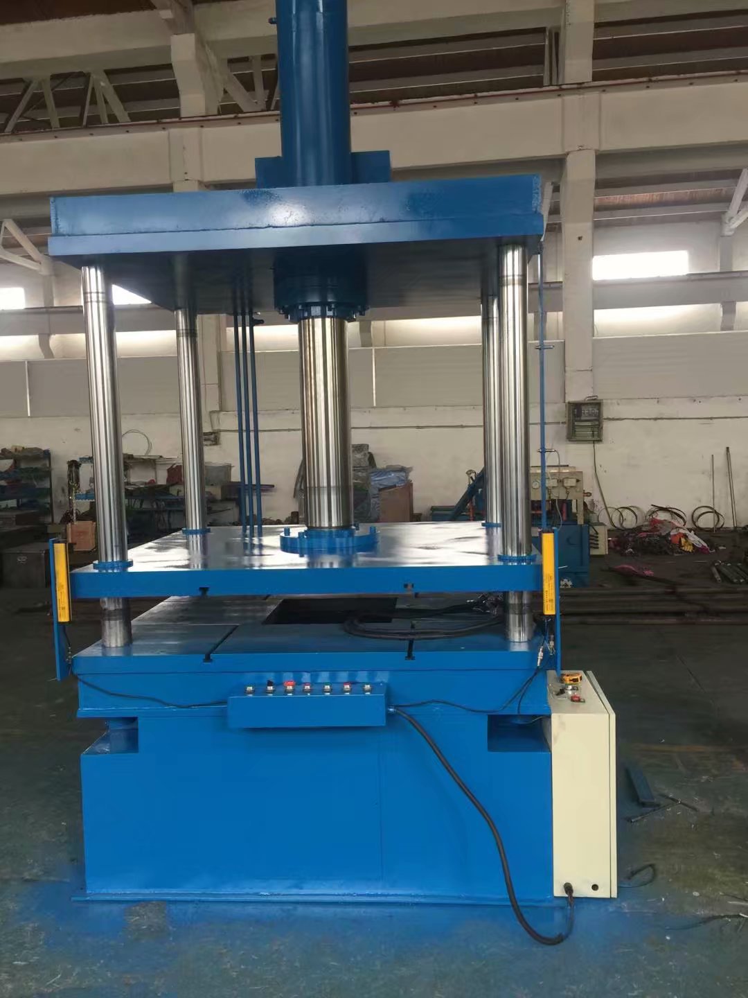 本公司专业生产液压机 液压压木机 定做生产 质量保证 欢迎订购