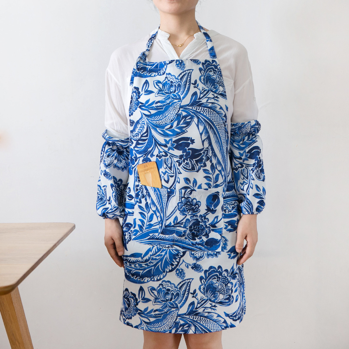 防水印花简约涤棉蓝色情侣无袖布艺家居厨房烘焙围裙做饭男女餐厅