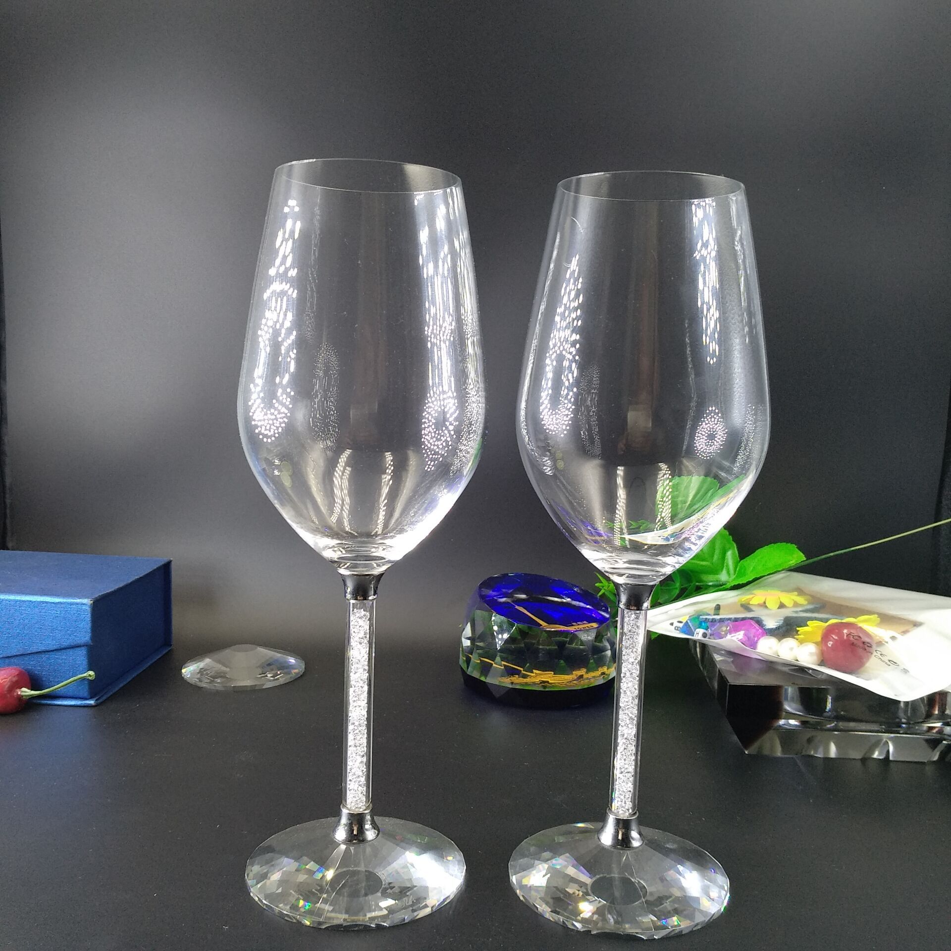 洋酒杯红酒杯玻璃杯拍摄|摄影|产品摄影|左点广告 - 原创作品 - 站酷 (ZCOOL)