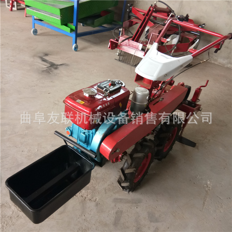 手扶牵引式大蒜收获机  前置四轮大蒜起蒜机 柴油大蒜收获机21