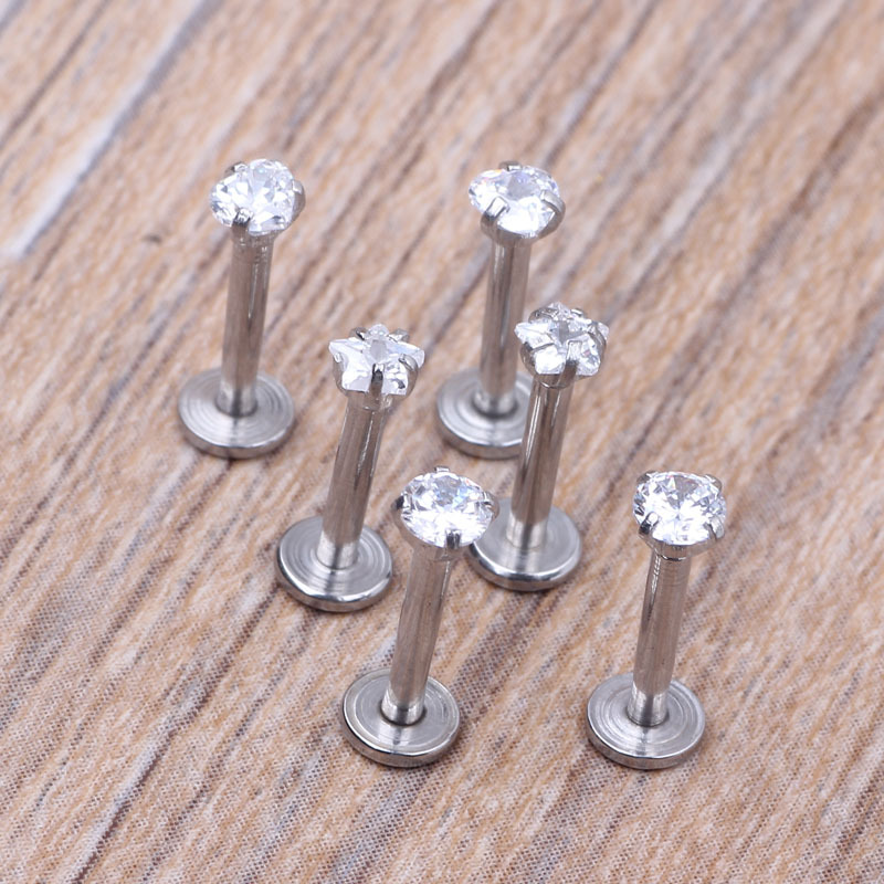 16G labret stud size and finish detail