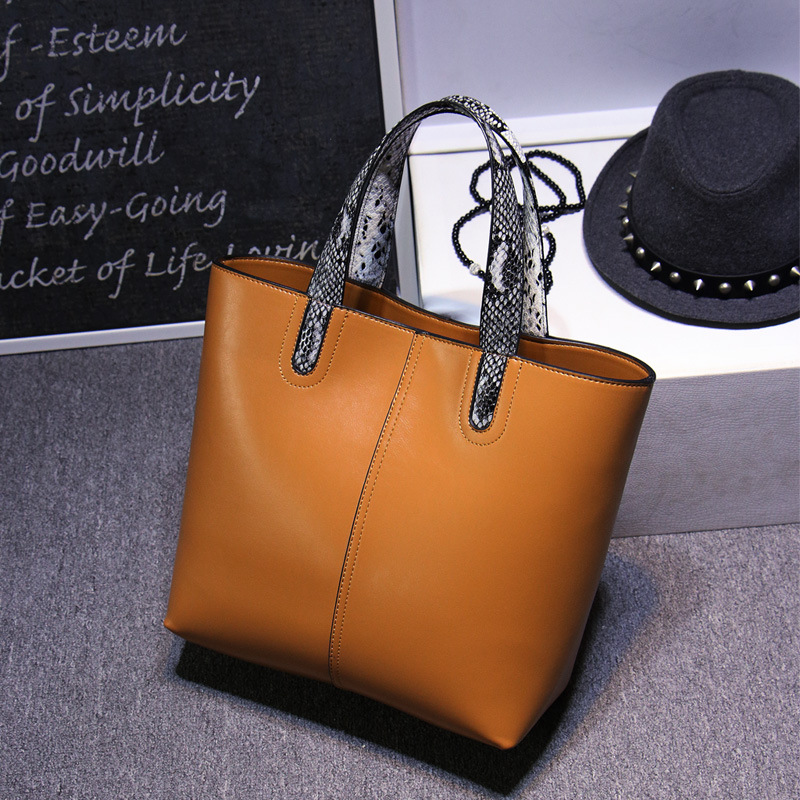 2022 New Guangzhou Handmade Factory Bag Wholesale Bucket Bag European and American Fashion Leather Women's Bag Cowhide Handbag