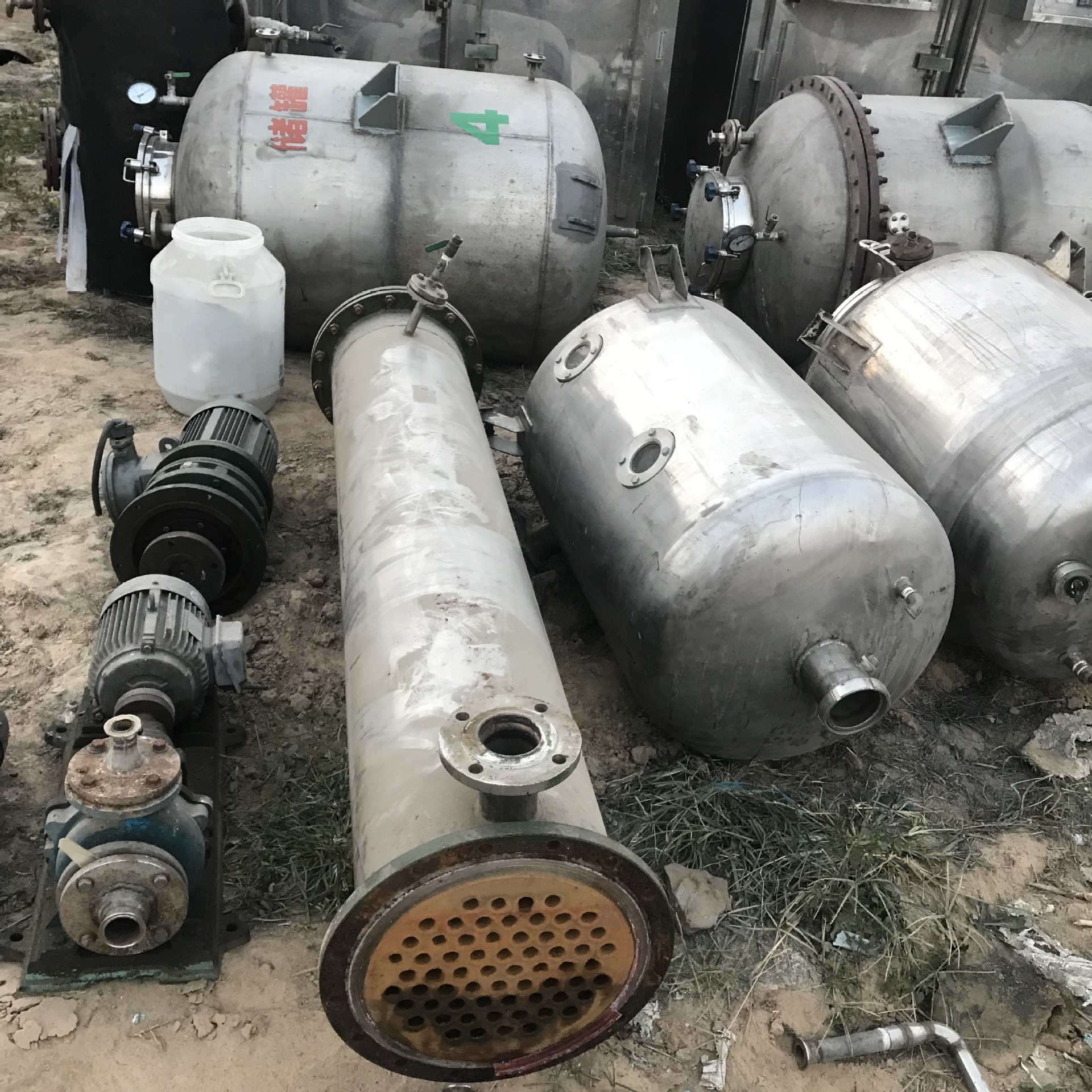 回收二手304不锈钢冷凝器，二手180平方不锈钢冷凝器，冷凝器