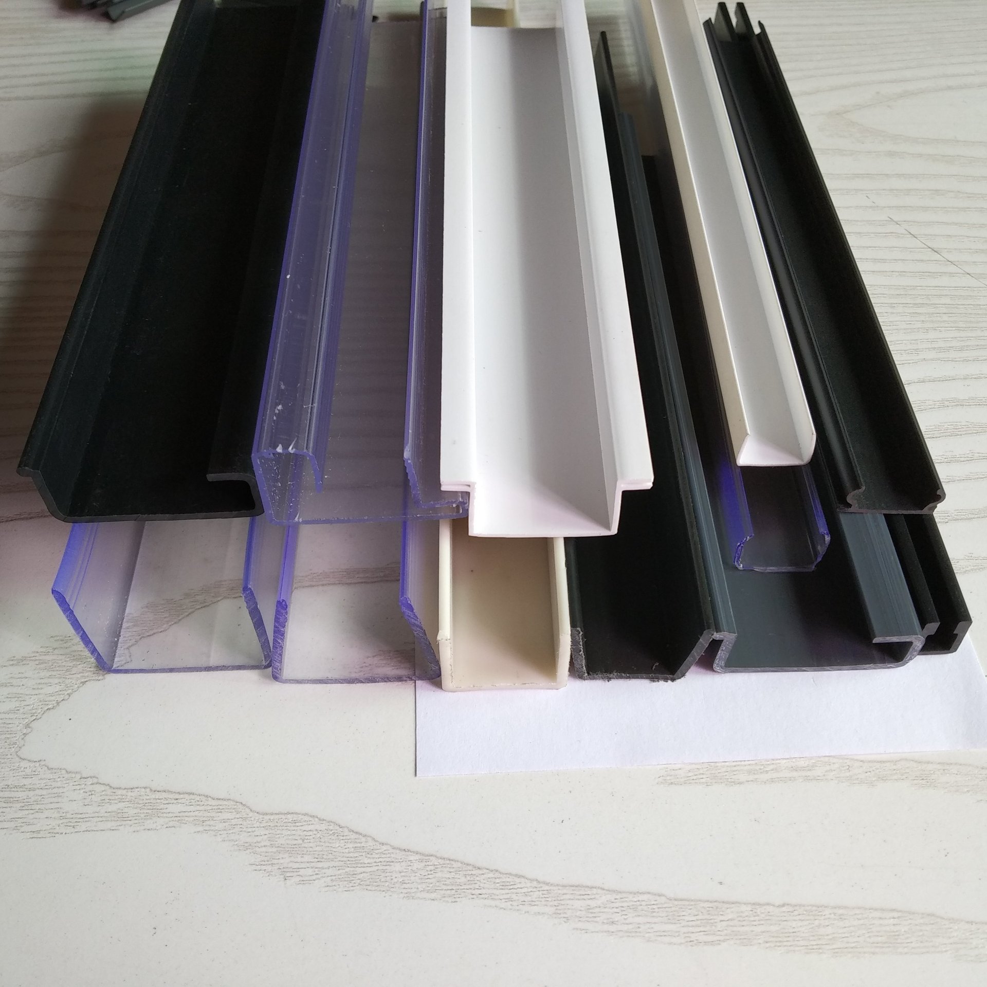 厂家供应PVC槽U形槽包边槽聚氯乙烯透明型材硬质透明槽线槽交货快-阿里巴巴