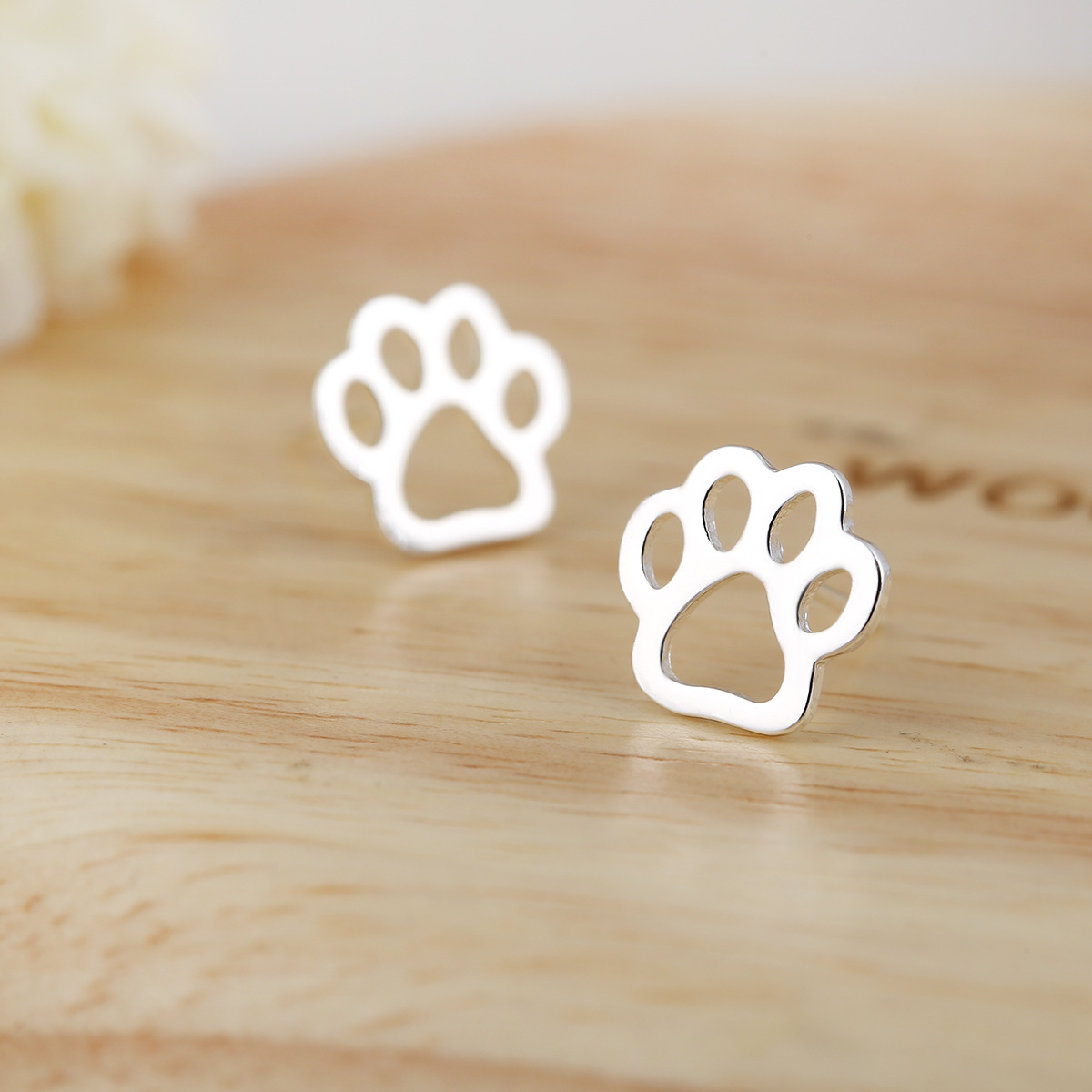 1 Pair Cute Paw Print Stainless Steel Plating Ear Studs display picture 4