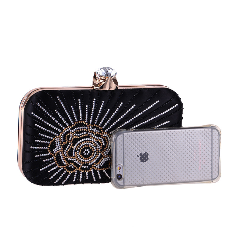 New Women's Dinner Bag Hot Drilling Clutch Bag Hard Box Small Square Bag Ladies Dress Bag display picture 2