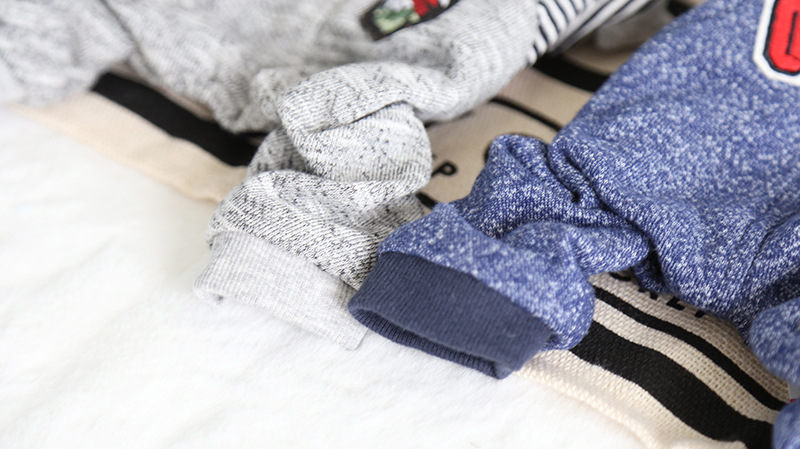 条纹老鹰背带四脚衣