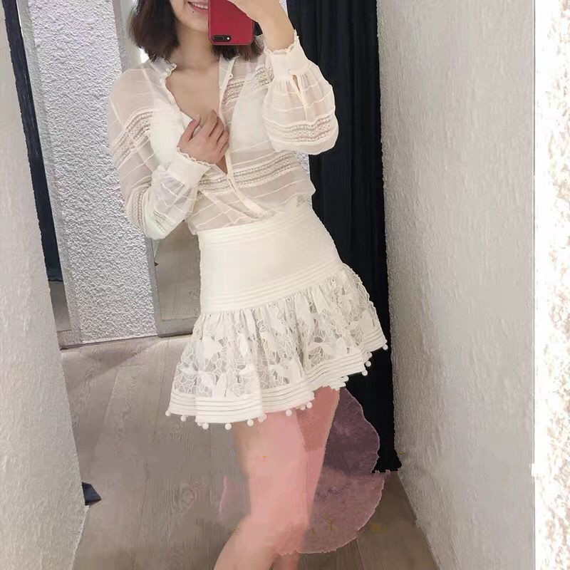 Costume femme en De la soie - Ref 3335247 Image 1