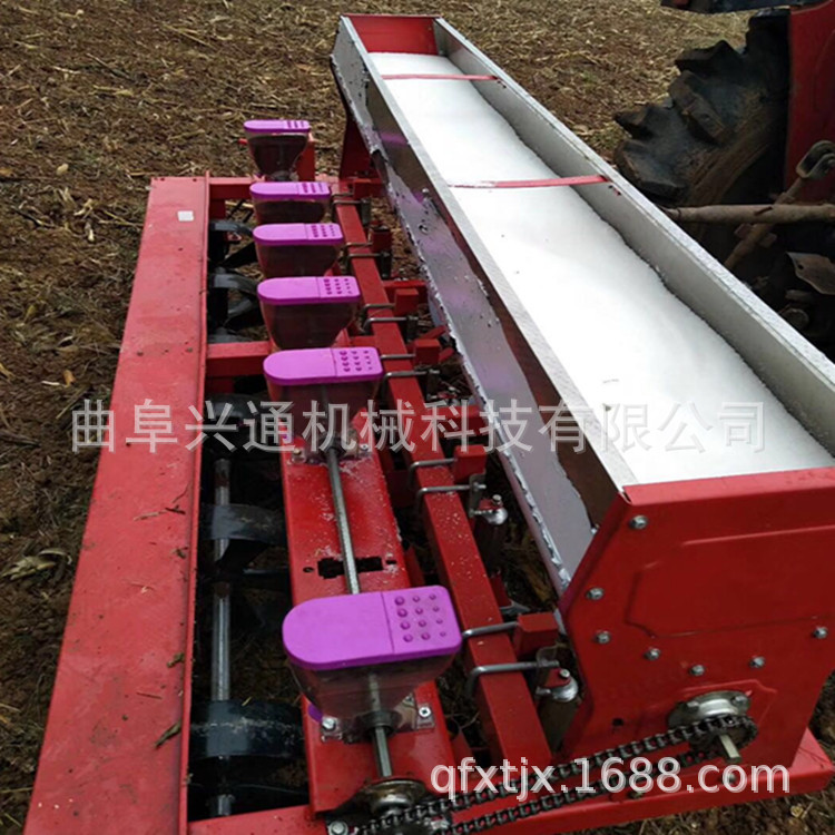 拖拉机花生播种施肥机厂家谷子大豆施肥精播机拖拉机桔梗播种机