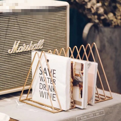 Northern Europe Simplicity golden triangle The newspaper stand Newspaper And Magazine Racks Magazine rack a living room Study desktop Storage ornament