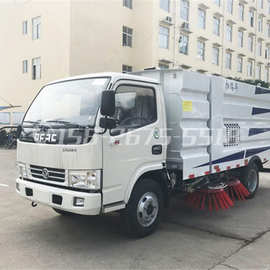 国六多利卡3方扫路车 出口 道路清扫车 6方扫路车图片