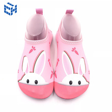 ���僺ͯ��ӾЬˮ�Ϙ��@��ͨ���z��ɳ���mЬ�N�w�����������ˮЬ
