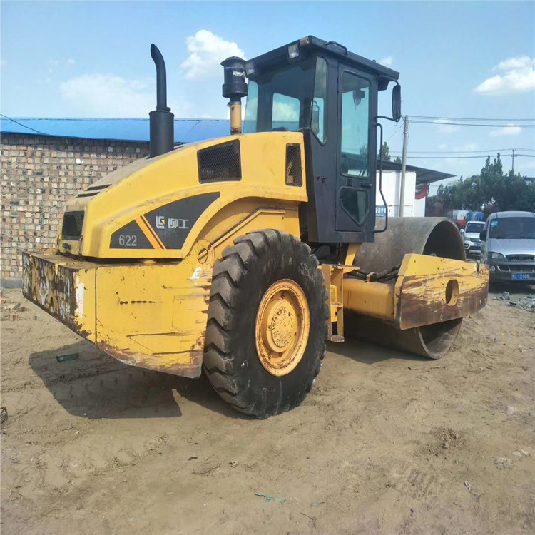 广西柳工22吨压路机柳工20吨震动压路机柳工震动压路机价格