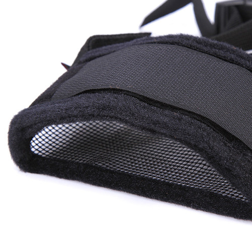 Breathable and comfortable dog bite muzzle for anti-barking, can drink water, suitable for small, medium, and large breeds like Teacup, Golden Retriever, and Labrador.