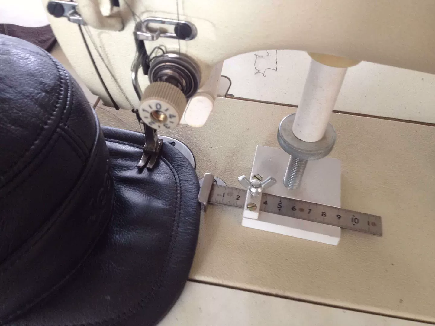 Инструменты для изготовления шляп --- Кепка можно регулировать размер.