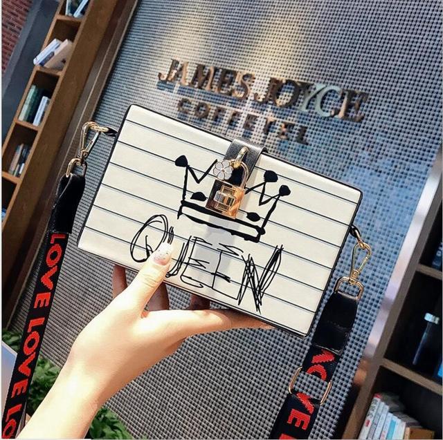 Box bag fashion personalized letter shoulder bag Korean fashion messenger bag