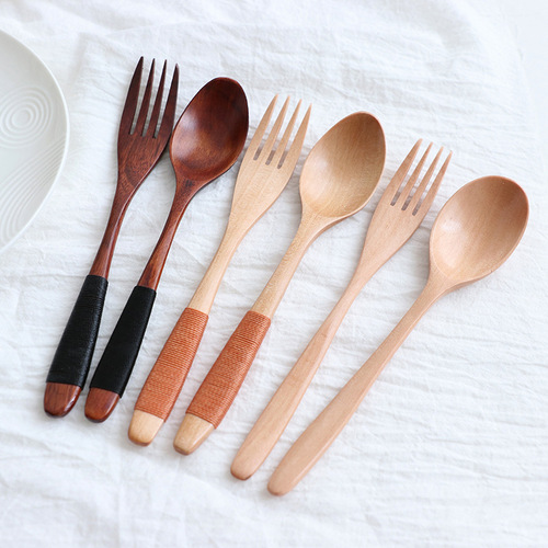 Wholesale creative wooden rice spoon Japanese tableware wavy handle wrapped solid wood spoon and fork set wooden spoon wooden fork