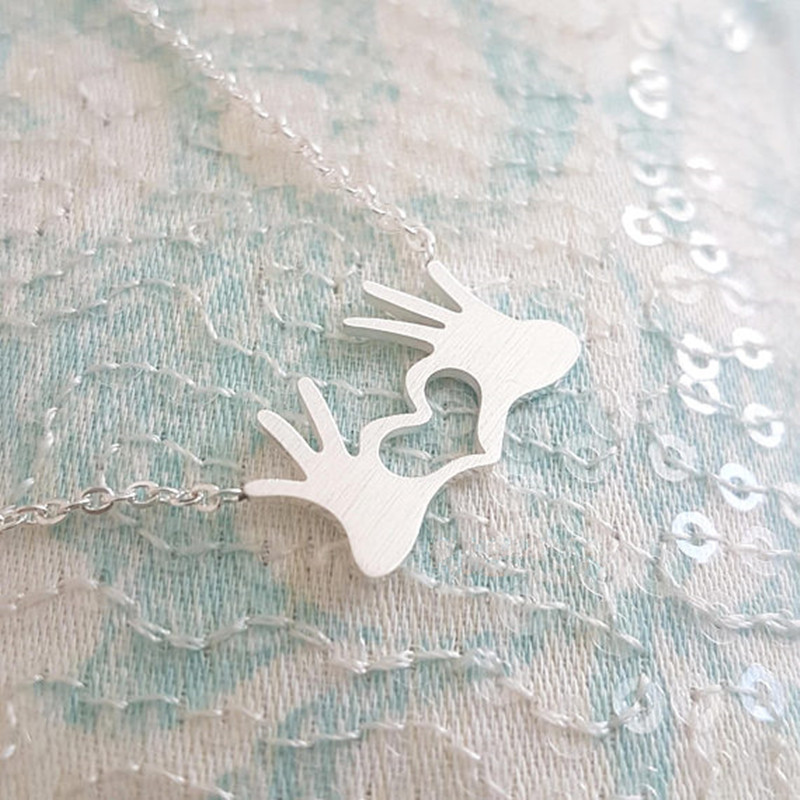 creative fashion Palm Pendant Lovers Heart Necklace