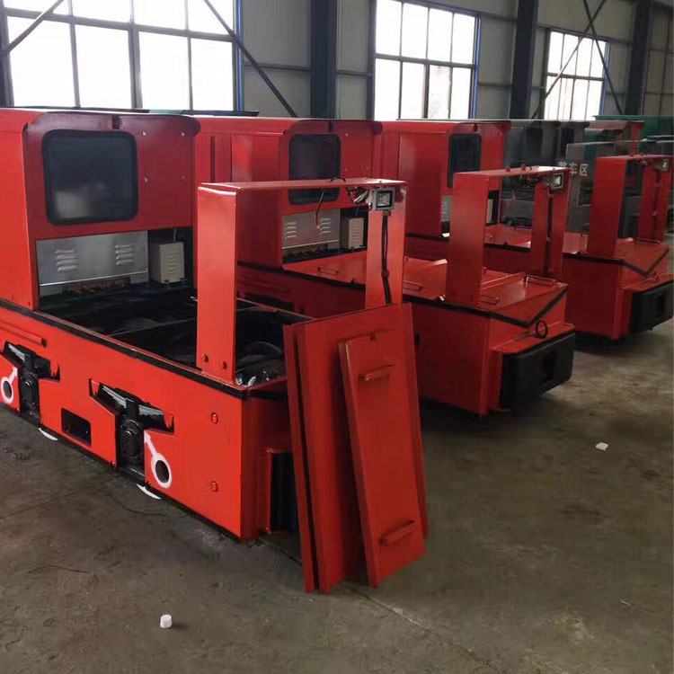 矿用架线式电机车 电机车厂家  矿用电机车厂家 厂品质保证