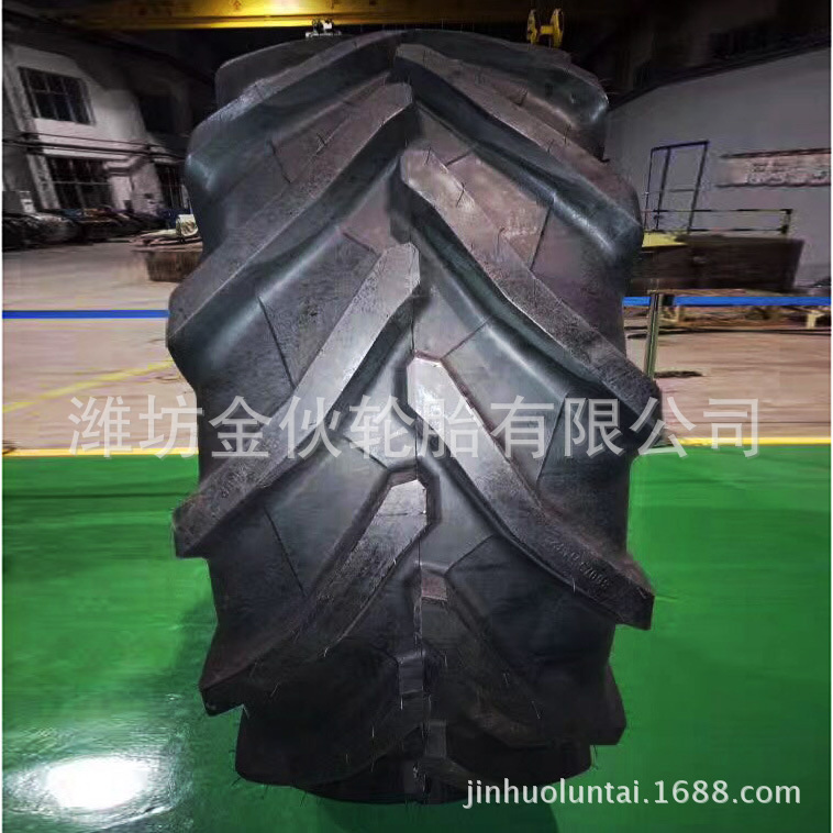 厂家直销 800/65R32 水旱林三用 凯斯联合收割机用 人字花纹农用
