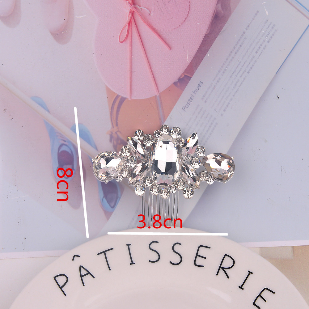 Bridal Crown Flower Alloy Plating Hollow Out Inlay Rhinestones Pearl Insert Comb 1 Piece display picture 6