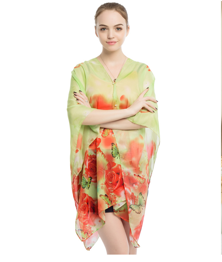 蝴蝶印花雪纺披肩 珍珠扣沙滩巾批发 跨境热销丝巾